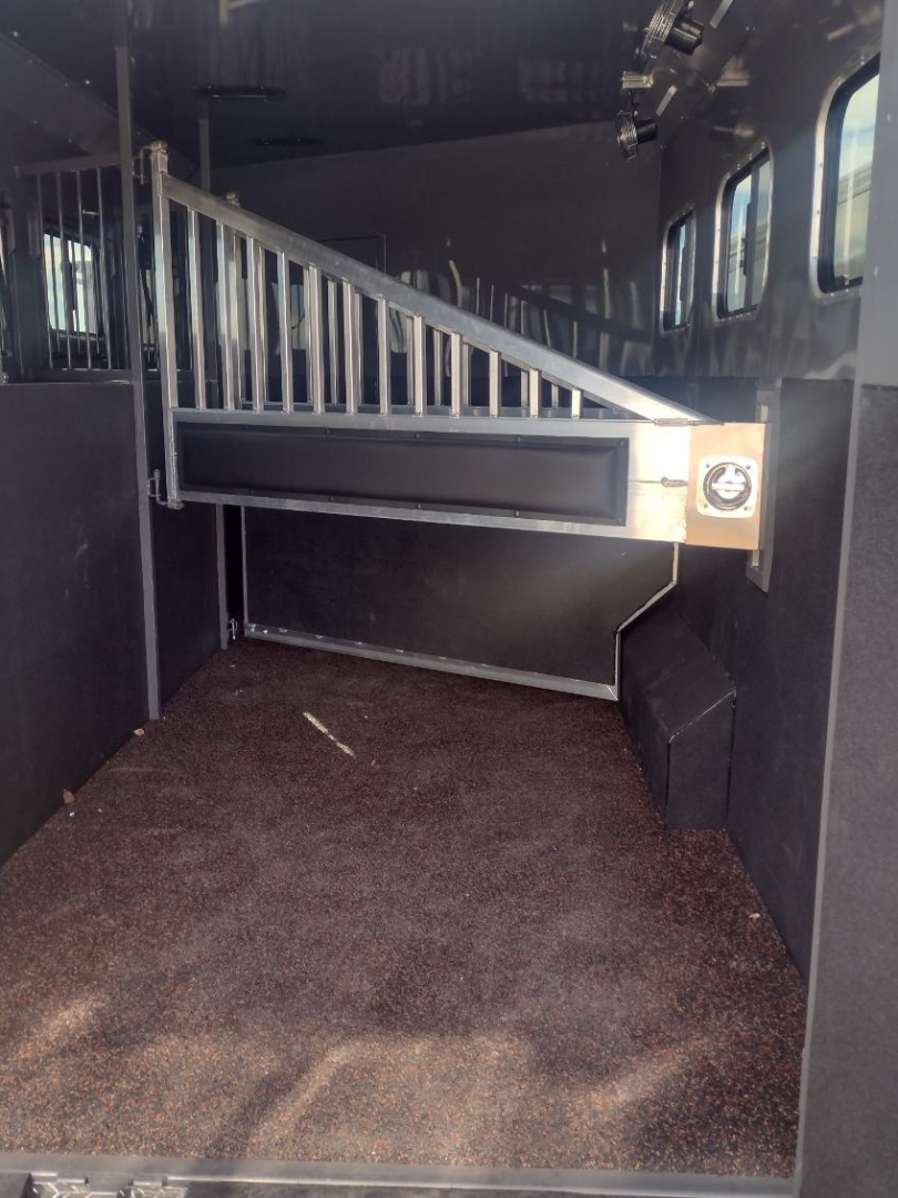 New 2026 Trails West Sierra 3 Horse Trailer w/ 13x13 Living Quarters