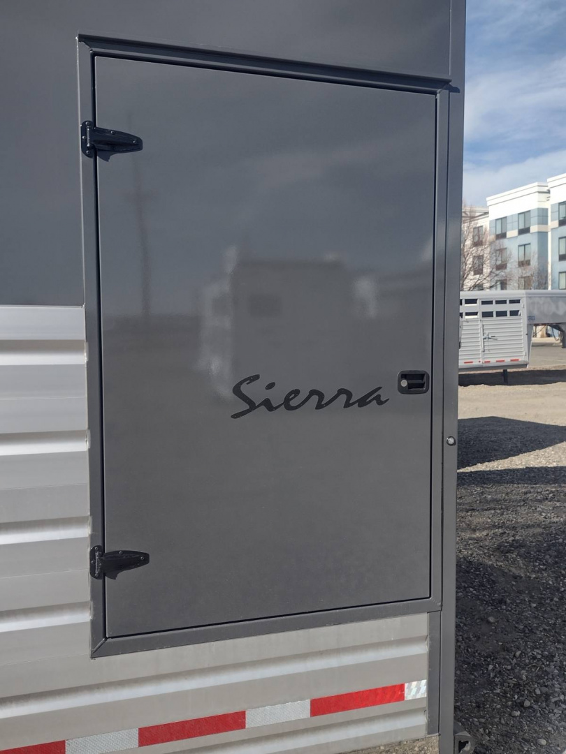 New 2026 Trails West Sierra 3 Horse Trailer w/ 13x13 Living Quarters