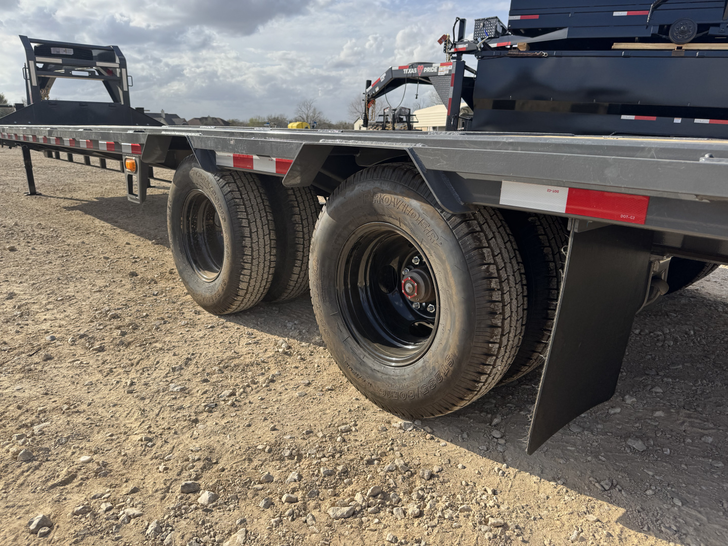 New 2026 Buckshot MFG BOLT34R-2964 Deckover Trailer