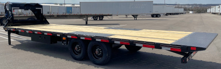 New Diamond C 28' DET 210 GN Deck Over Power Tilt Equipment Trailer: 23K GVWR, Spare, Solar