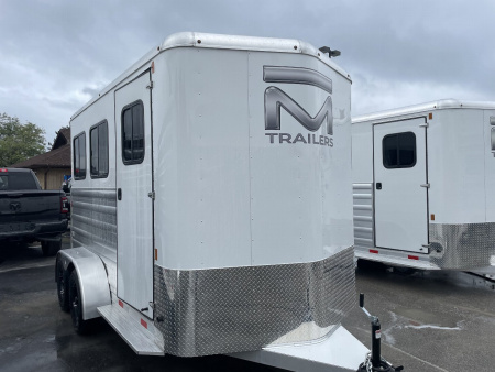 New 2026 Merhow Trailers ES720SL Horse Trailer
