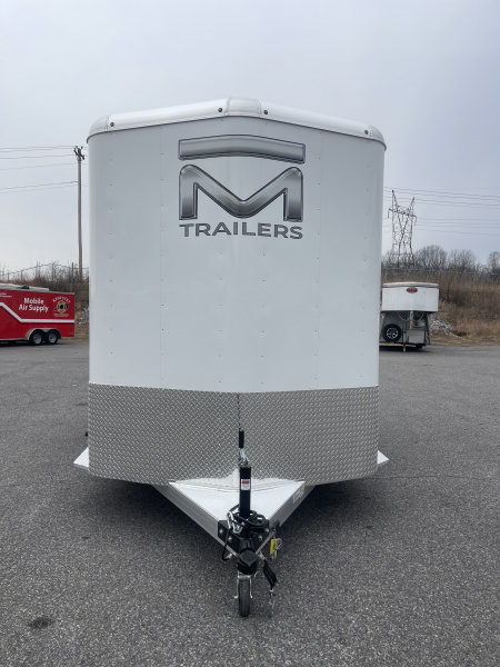 New 2026 Merhow Trailers ES720SL Horse Trailer