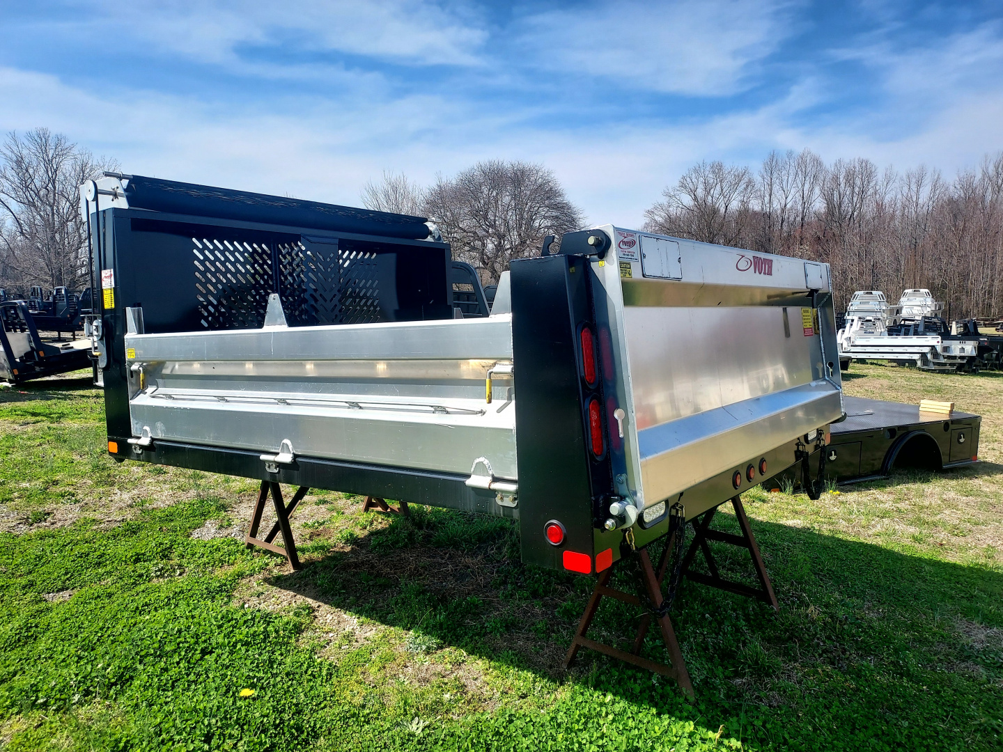 New 2026 Voth Truck Bodies 9'9 HYBRID telescopic Dump Bodies