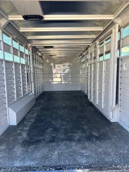 New 2026 Trails West Hotshot 25' Combo