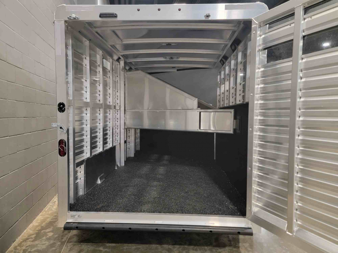 New 2026 Exiss Trailers 3 HORSE 7x14x7 Horse Trailer