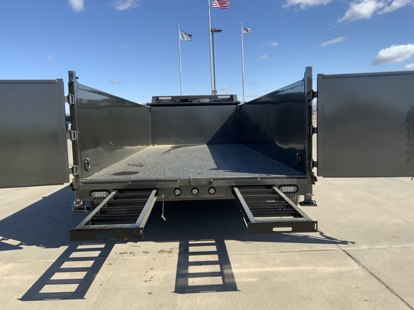 New 2026 MAXX-D DJX 83 X 16 Dump Trailer