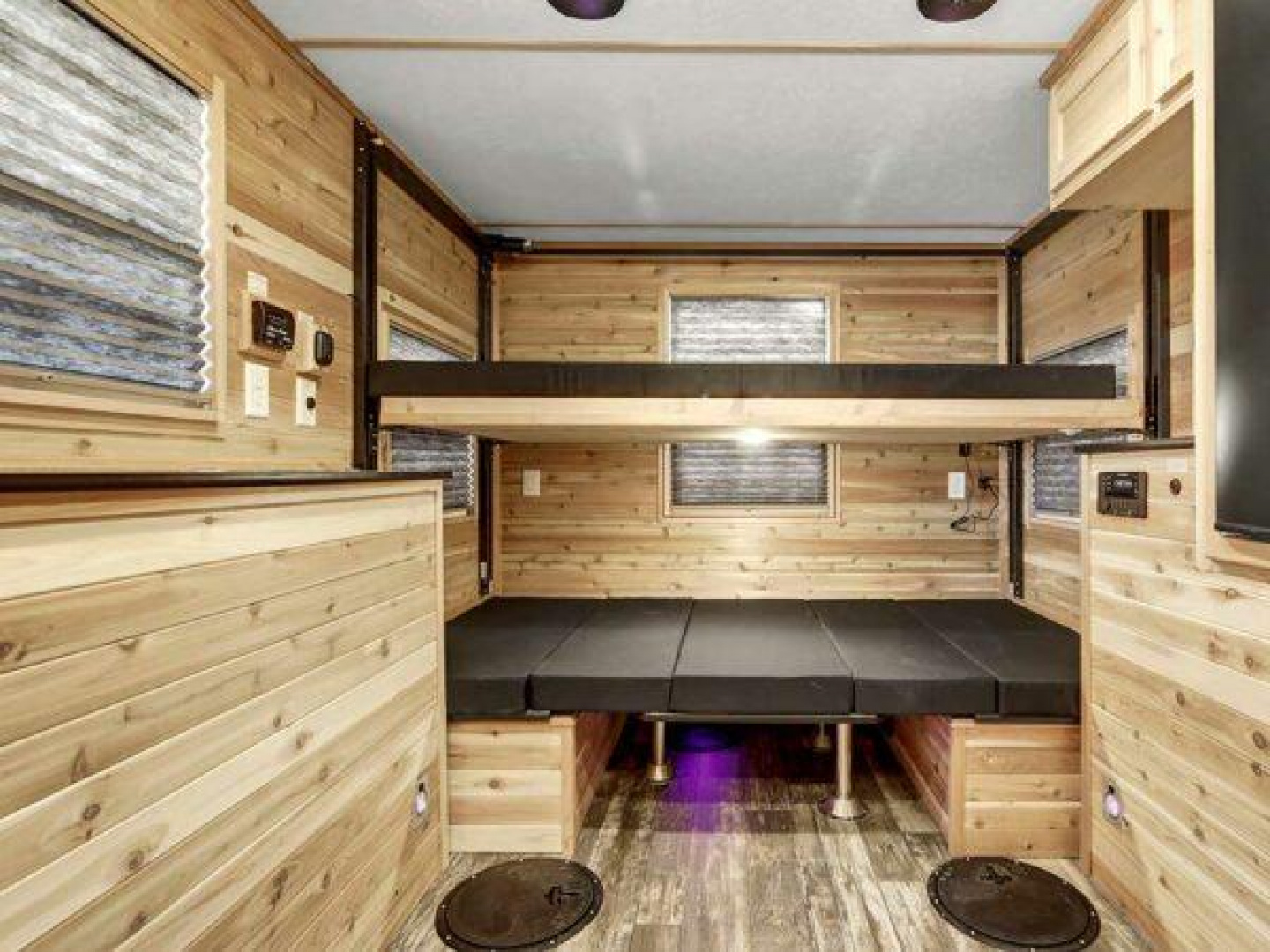 New Ice Castle 8′ x 17′ Range Runner RV