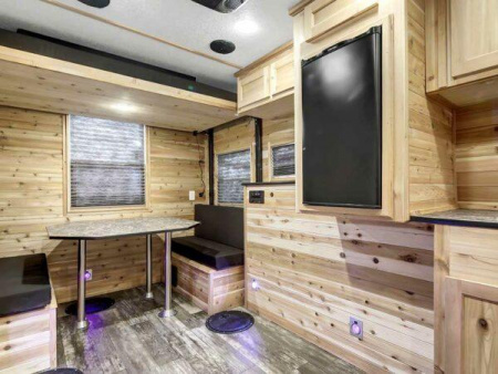 New Ice Castle 8′ x 17′ Range Runner RV