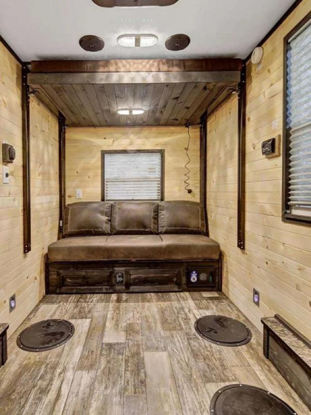 New Ice Castle 6.5′ x 16′ Sport Angler RV