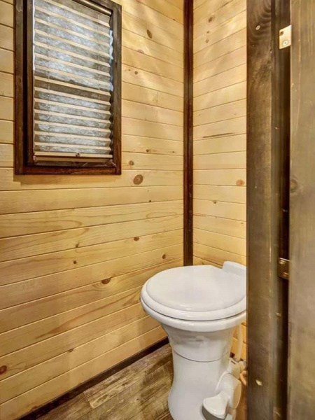 New Ice Castle 6.5′ x 16′ Sport Angler RV