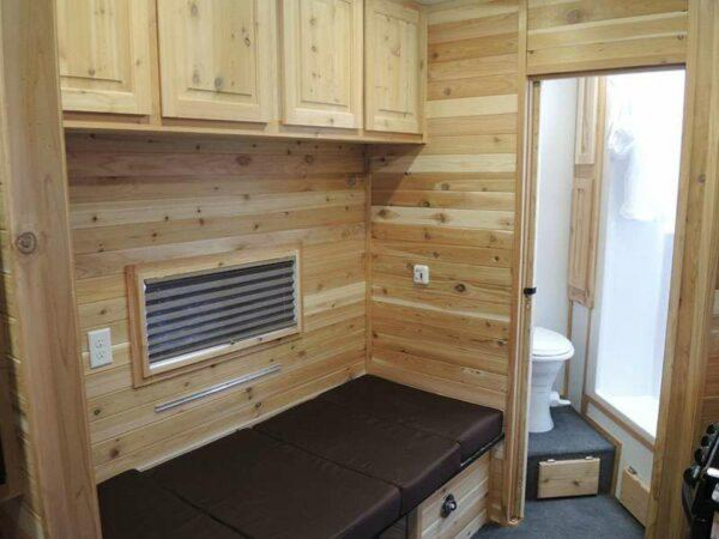 New 2025 Ice Castle 8' x 17' RV Hybrid