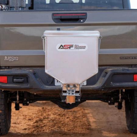 New 50lb Galvanized Road Feeder