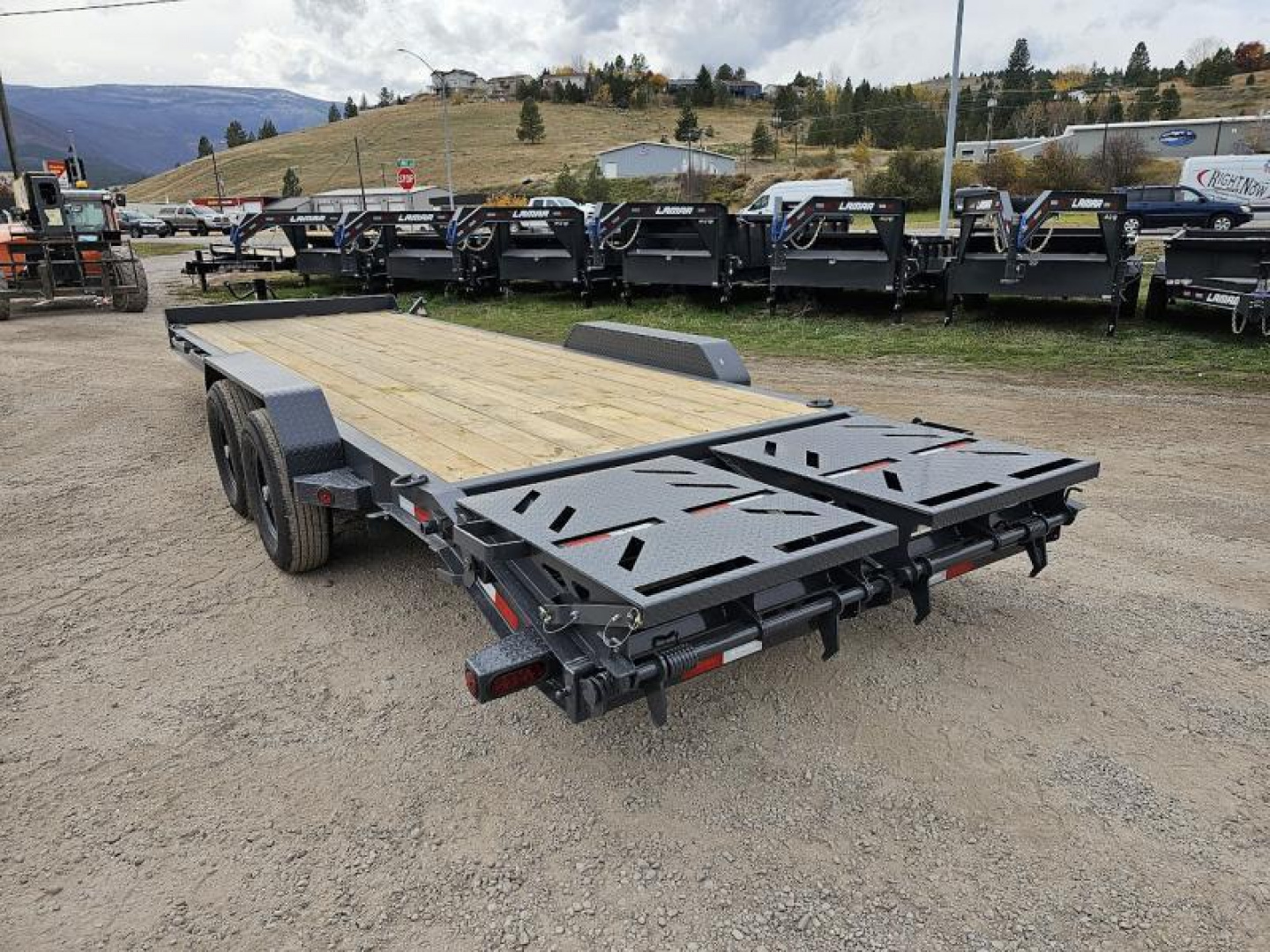 New 2027 Iron Bull 83x24 14k Equipment Trailer