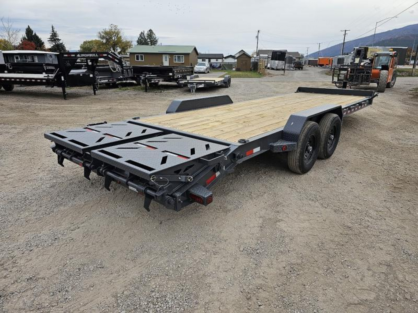 New 2027 Iron Bull 83x24 14k Equipment Trailer