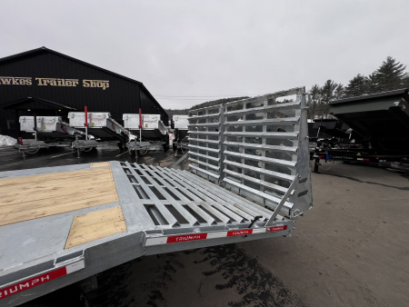 New 2026 Triumph 102X25 Deckover/ Max Wedge Ramps / Galvanized/ Hydro Jack/ Oil Bath hubs/ 20k GVW