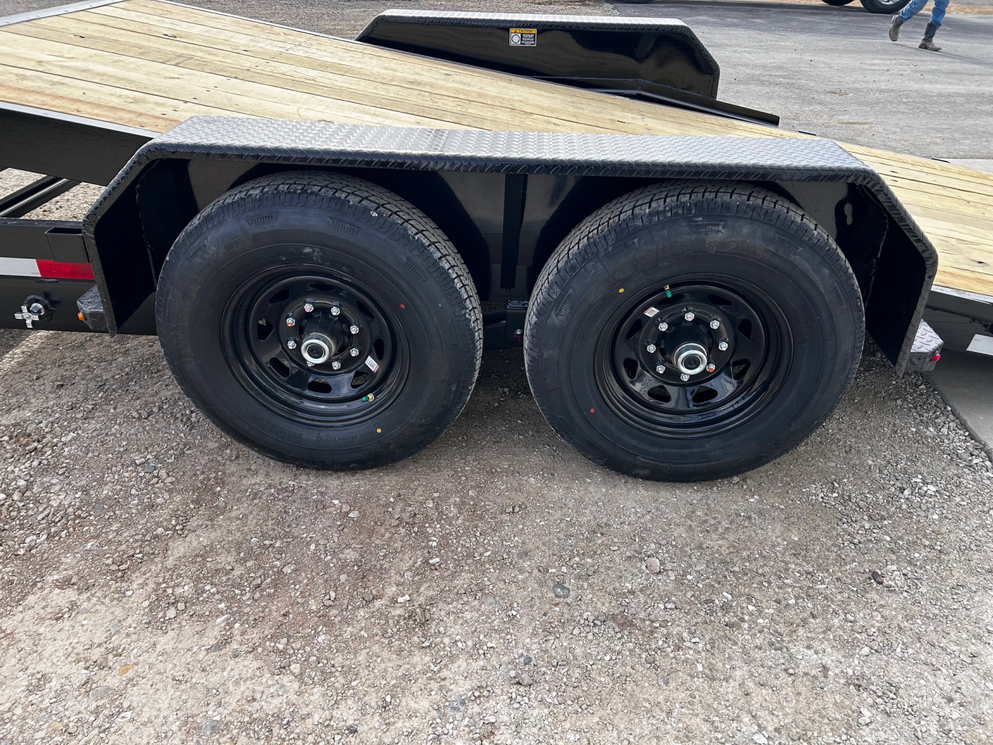 New 2026 H&H Trailers 82"X20' 14K GVWR GRAVITY TILT SPLIT DECK Equipment Trailer