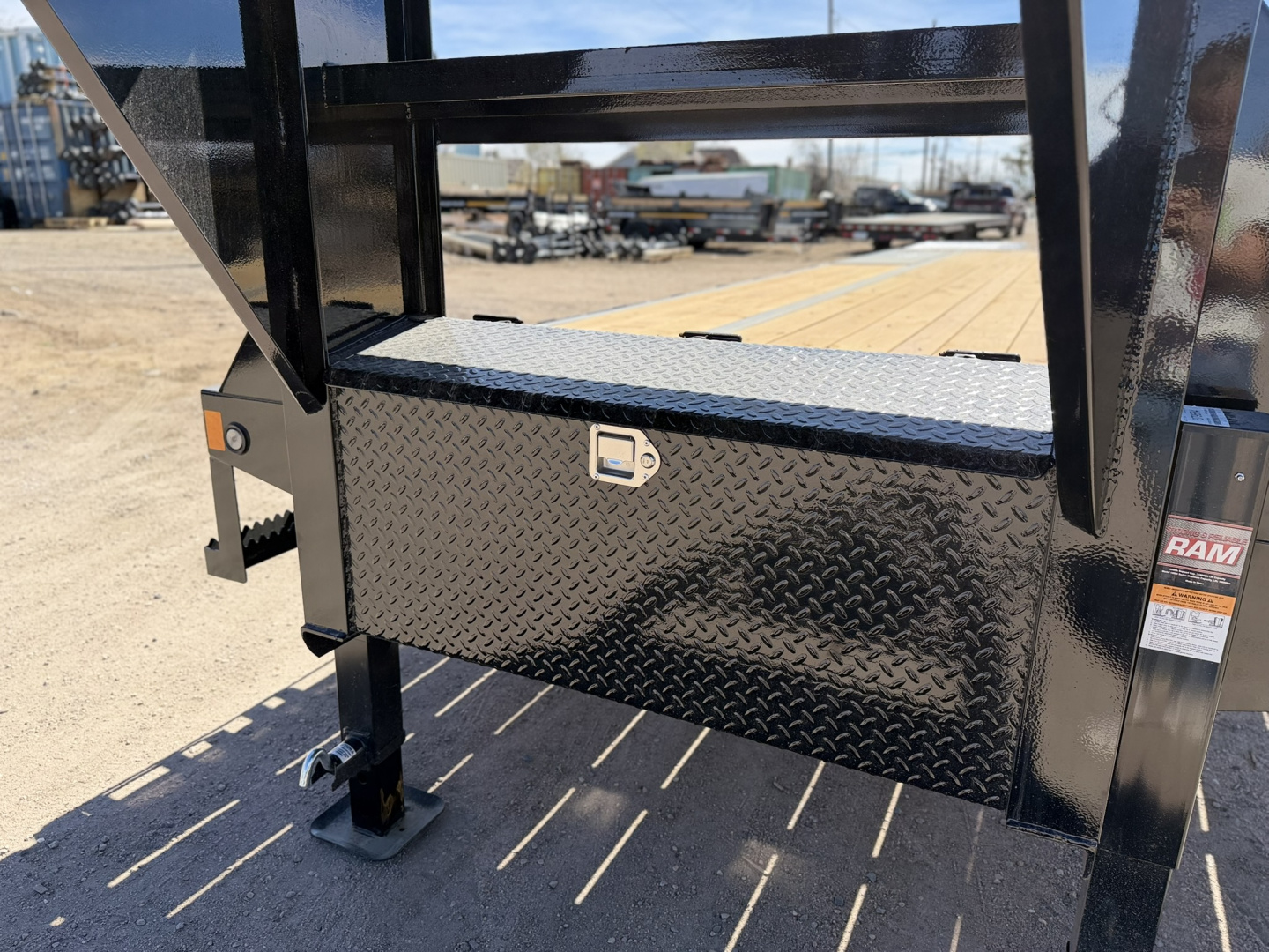 New 2026 Load Trail 8.5-32 Gooseneck Equipment Hauler 24K GVWR