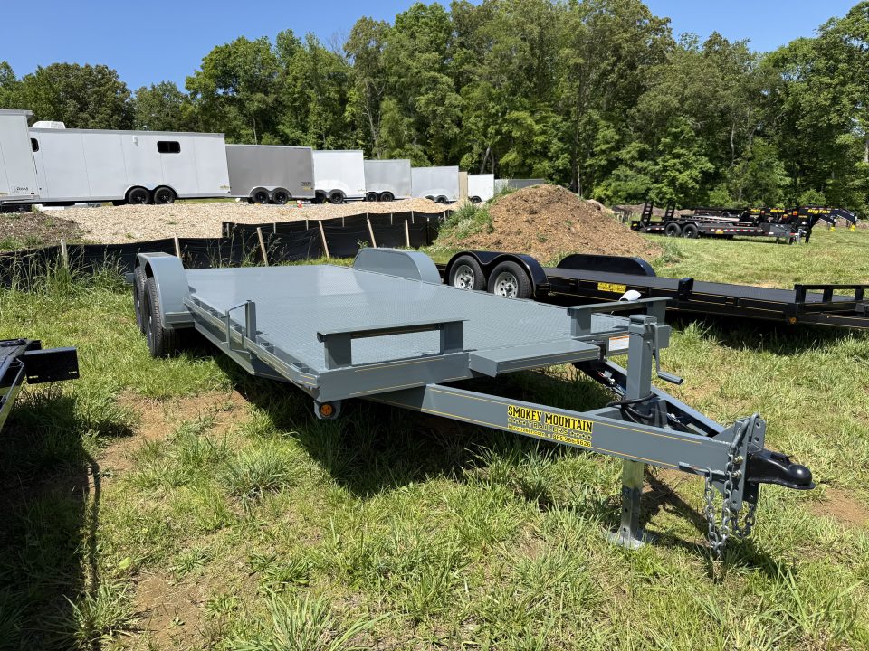 New 2026 P & T Trailers 82X20 STEEL DECK 10K Car Hauler