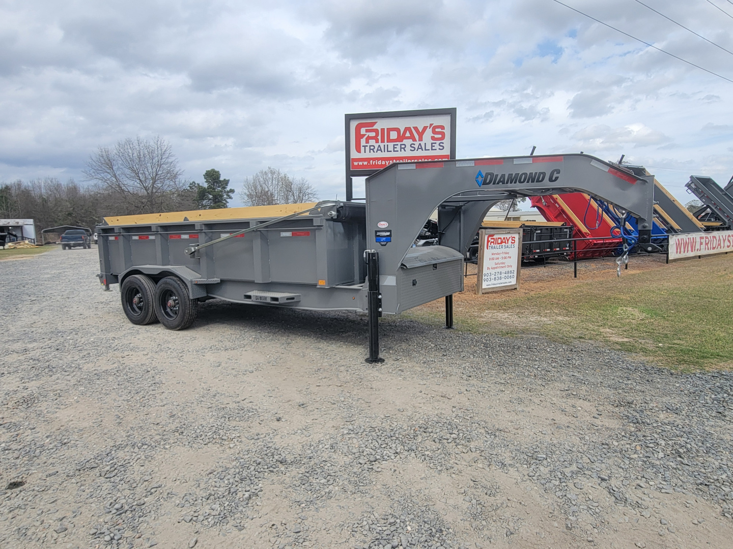 New 2026 Diamond C Trailers LPT210 16'x82" 10K Torsion Axles Gooseneck Pacesetter Edition Dump Trailer