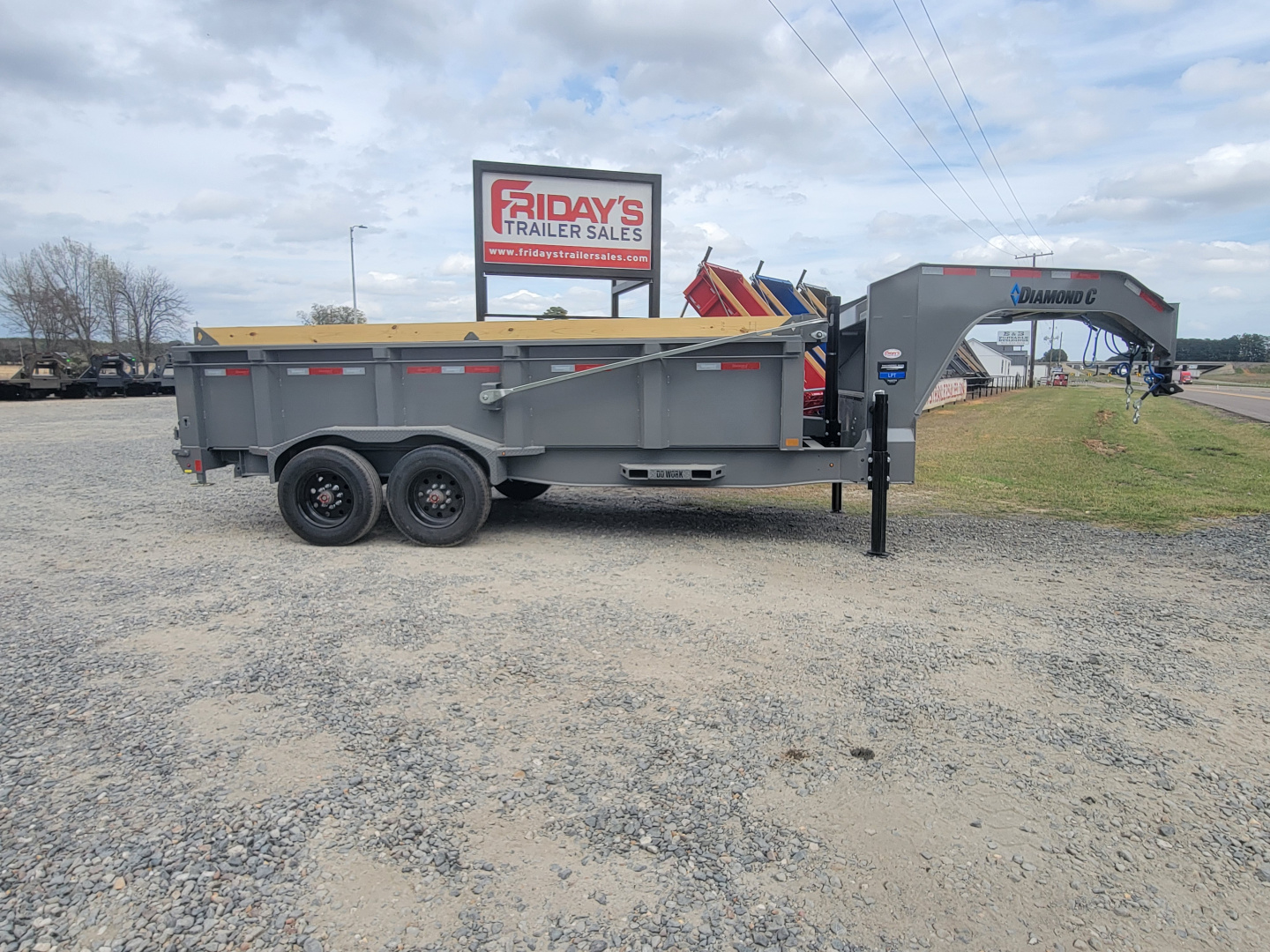 New 2026 Diamond C Trailers LPT210 16'x82" 10K Torsion Axles Gooseneck Pacesetter Edition Dump Trailer