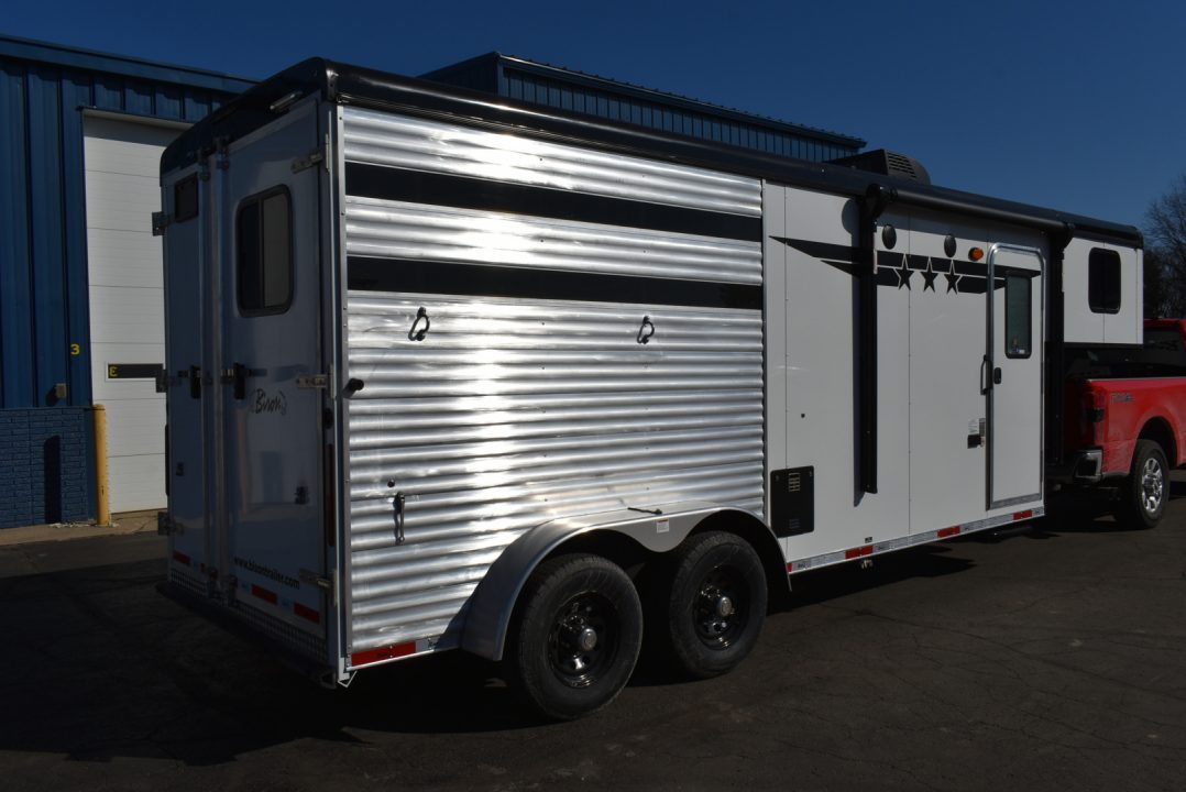 New 2026 Bison Trailers 7206 Ranger Horse Trailer