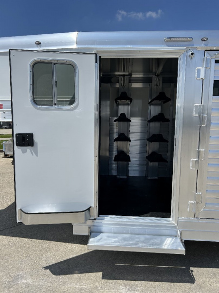 New 2026 4-Star Trailers 6 Horse Slant Load Horse Trailer