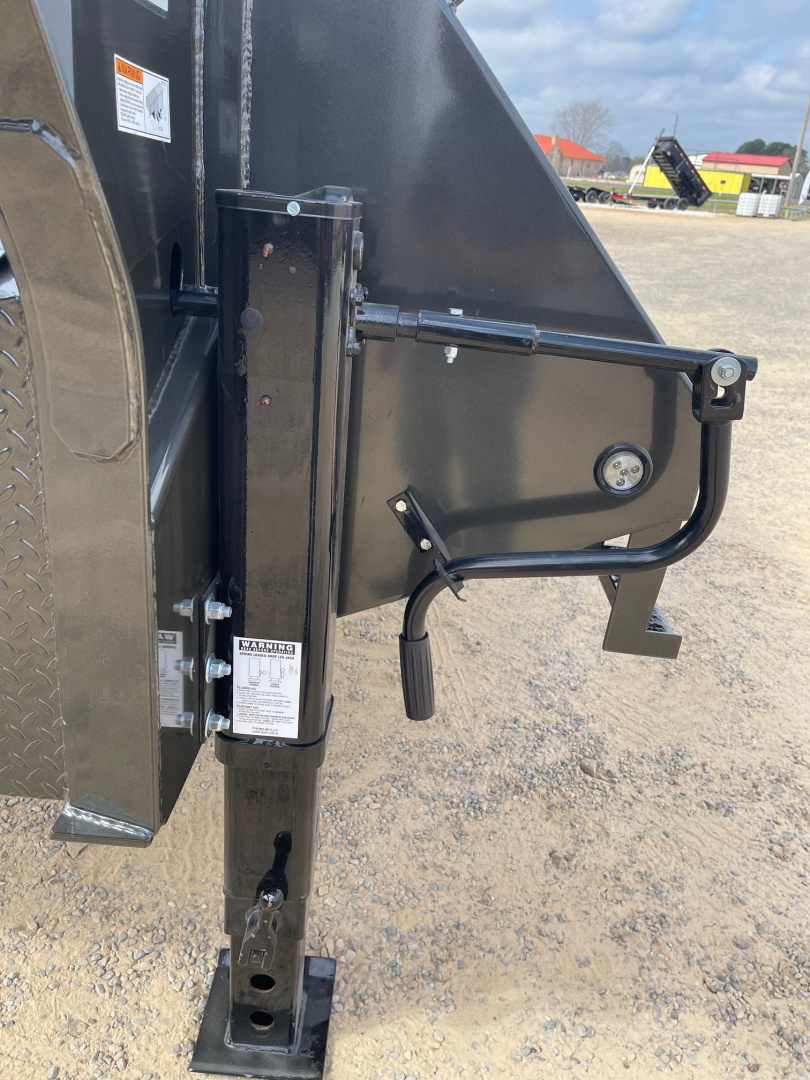 New 2026 MAXX-D LDB Flatbed Trailer