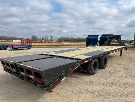 New 2026 MAXX-D LDB Flatbed Trailer