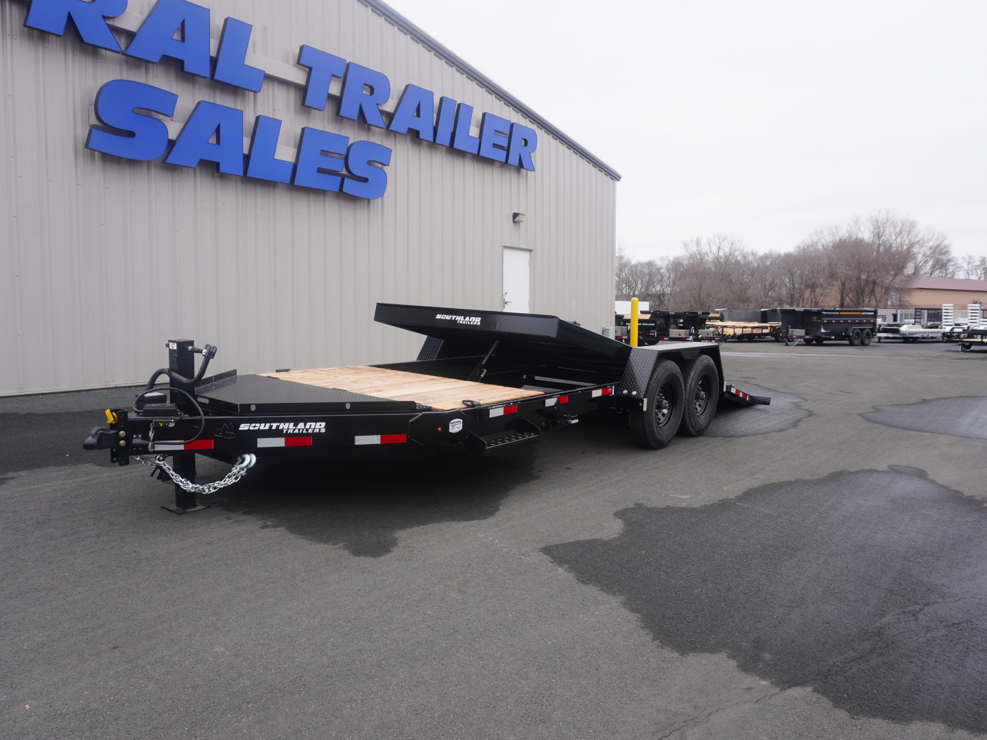 New 2026 Southland Trailers 82"x20ft Tilt Trailer