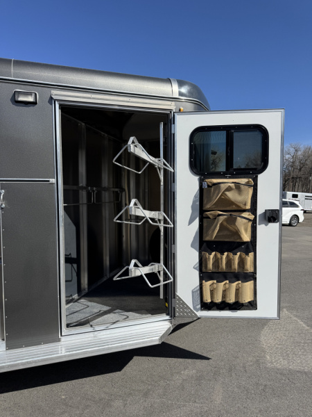 New 2026 Maverick Lite Deluxe 3 Horse Bumper Pull