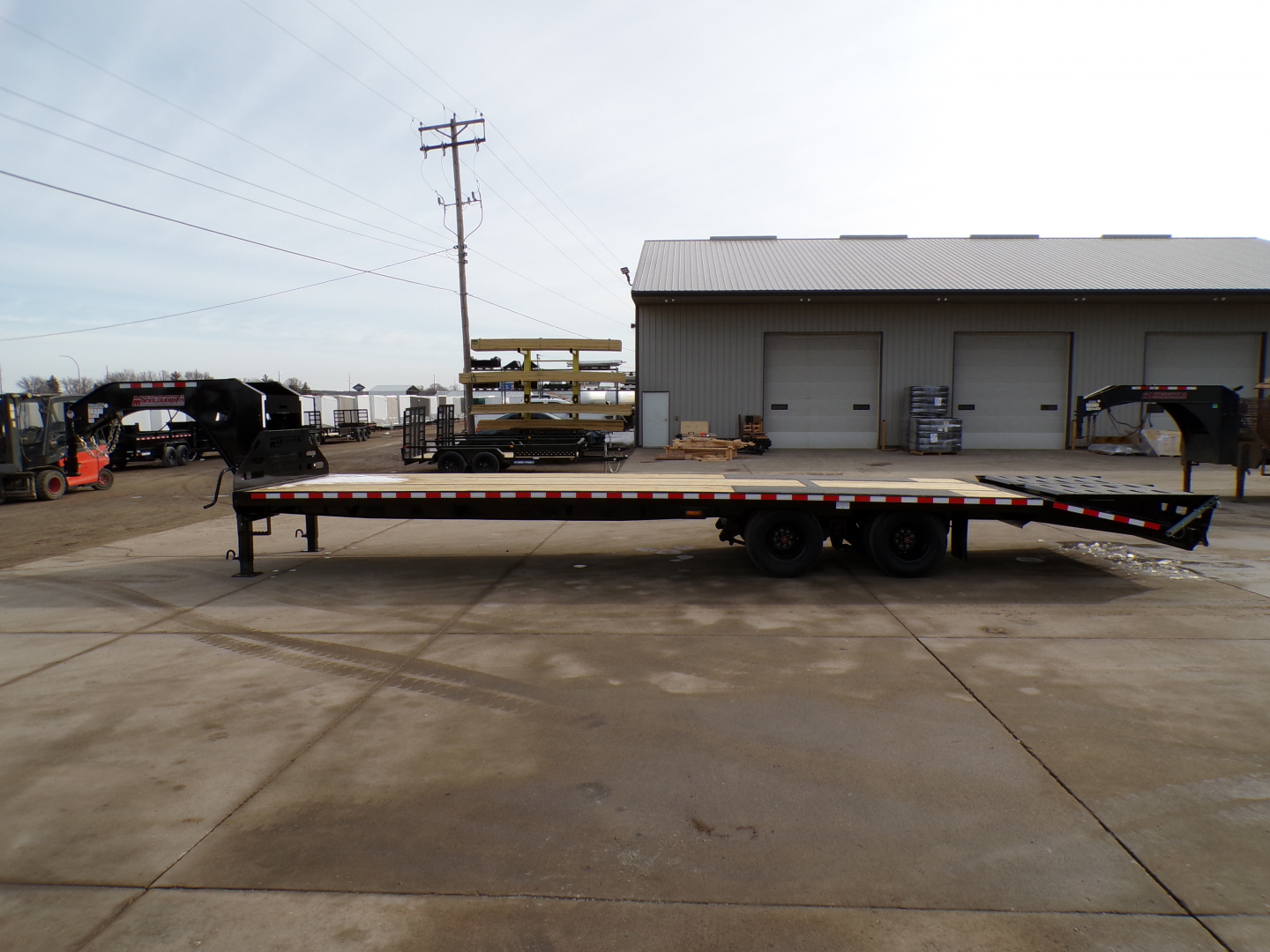New 2026 Midsota FBGN-32 -25.9K Deckover Trailer