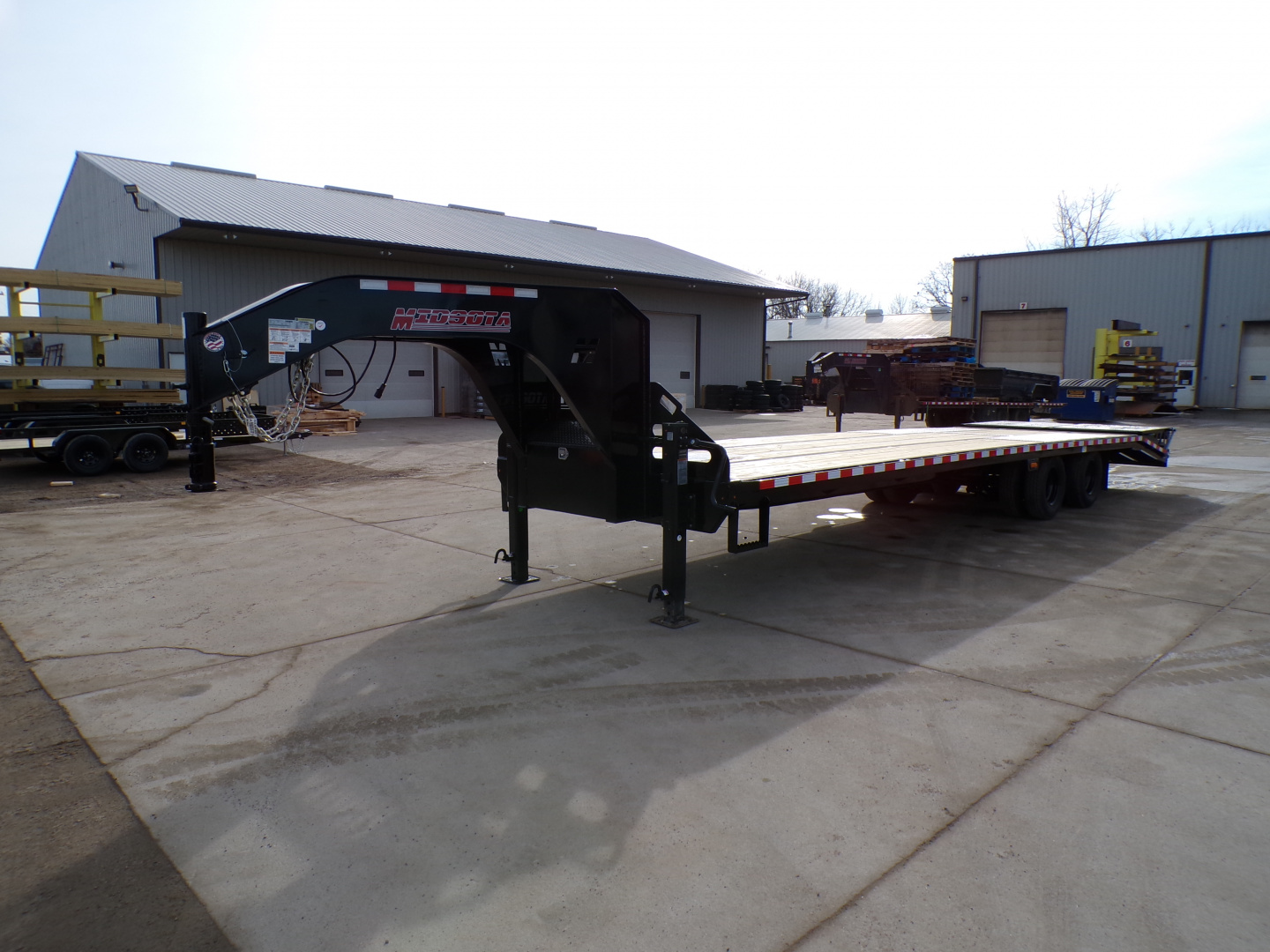 New 2026 Midsota FBGN-32 -25.9K Deckover Trailer