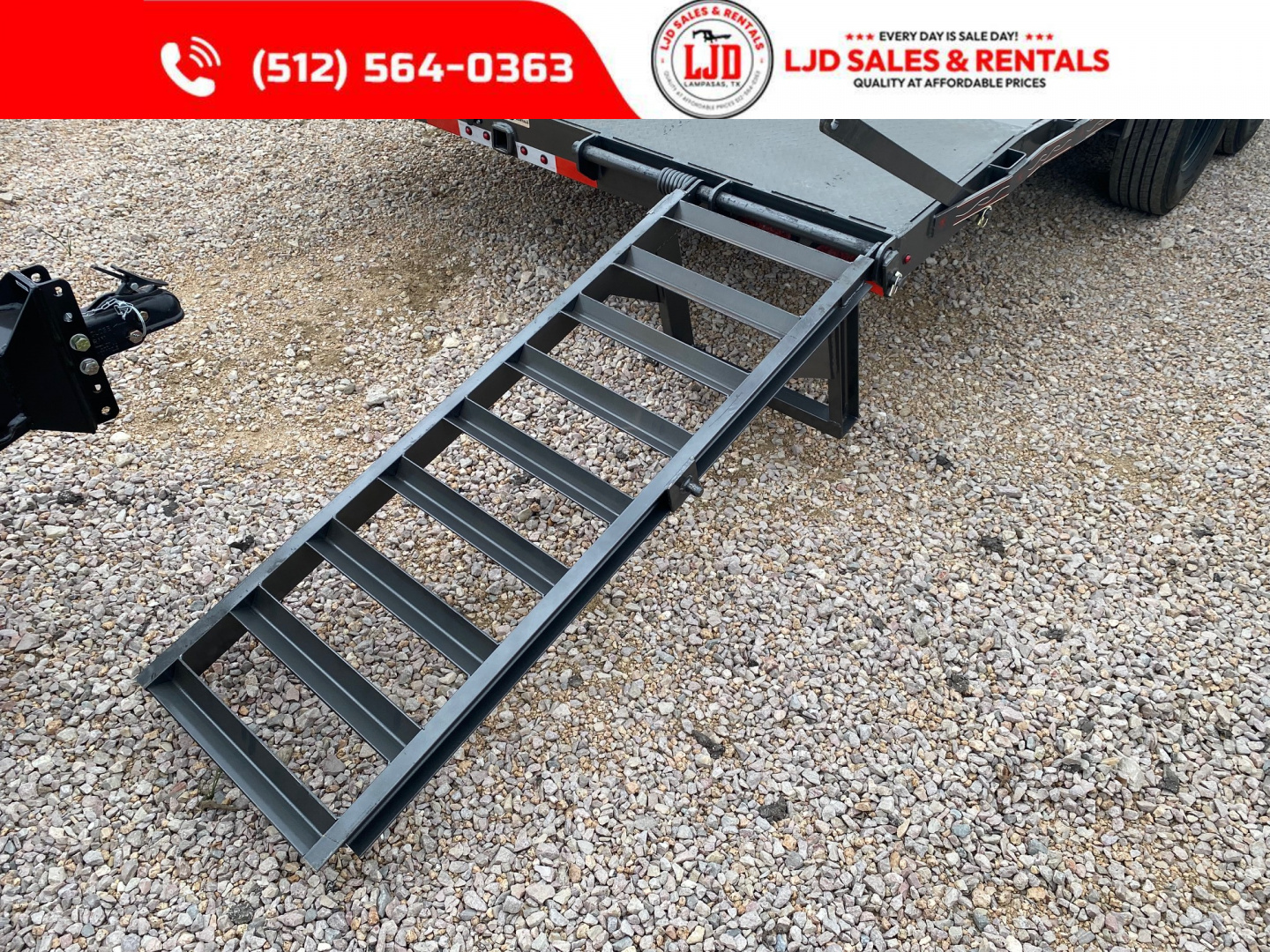 New 2026 Triple R - Drive Over Fender 26' Gooseneck Trailer - 14 Ply Tires