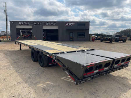 New 2026 MAXX-D LDB DEMO Flatbed Trailer