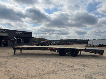 New 2026 MAXX-D LDB DEMO Flatbed Trailer