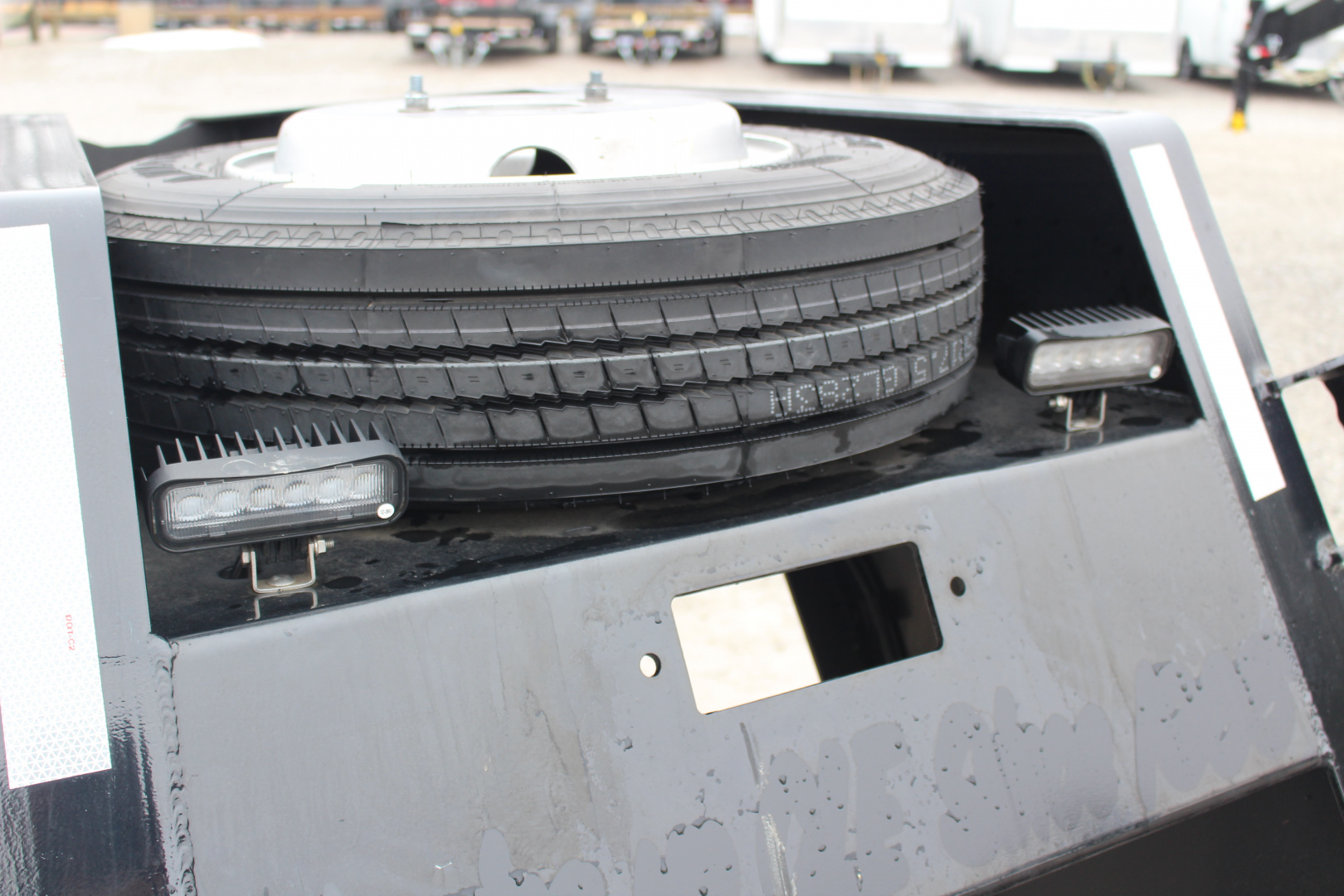 Used 2024 Moritz FDGH DT 25' + 5' GOOSENECK Deckover Flatbed Trailer- Full Width Aluminum Ramps- 25900# GVW