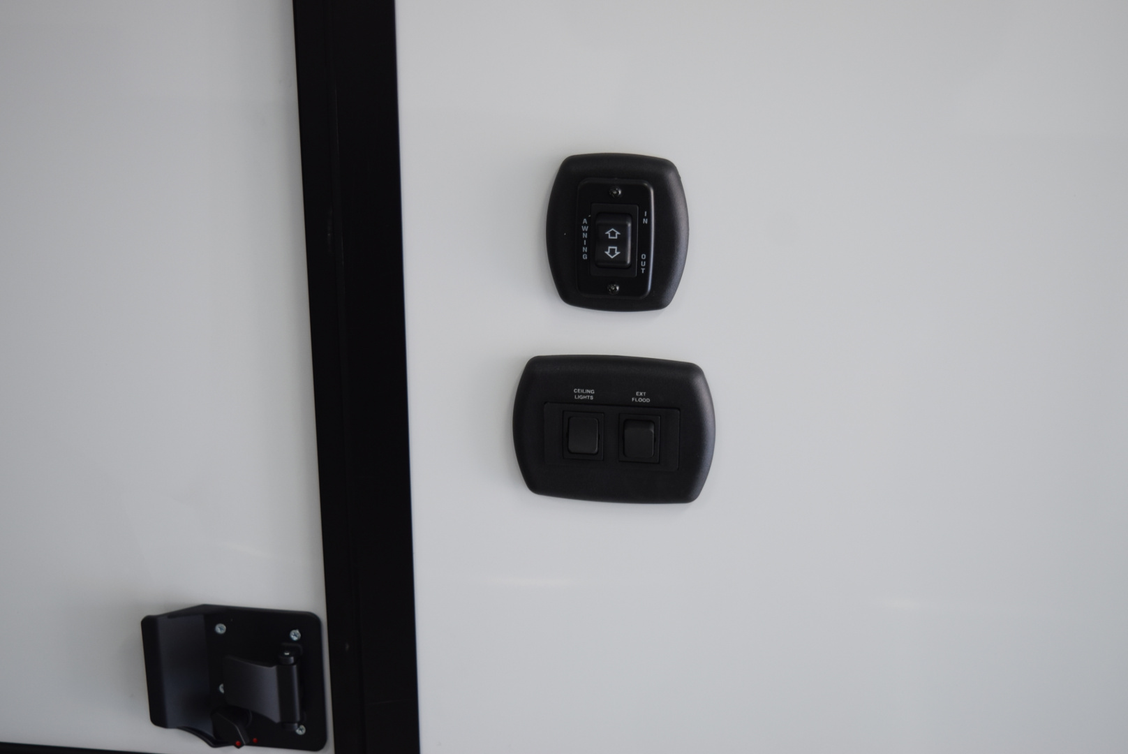 New INTECH 8.5x28 LITE SERIES ALL ALUMINUM RACE HAULER