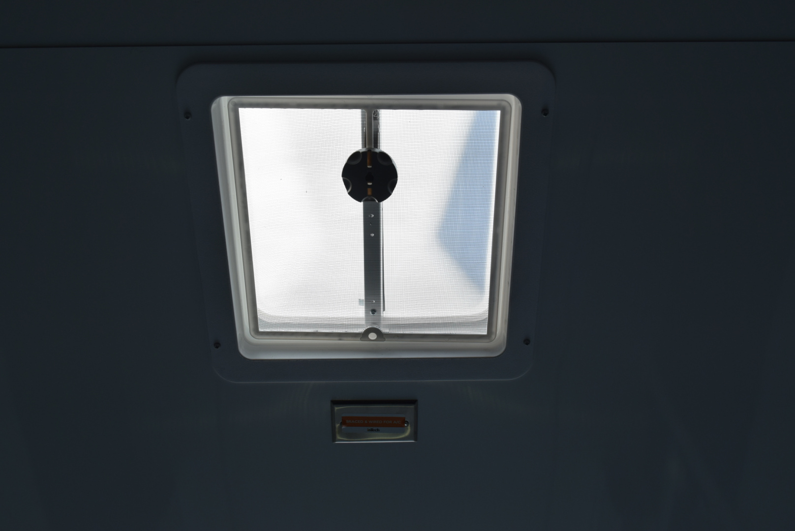 New INTECH 8.5x28 LITE SERIES ALL ALUMINUM RACE HAULER