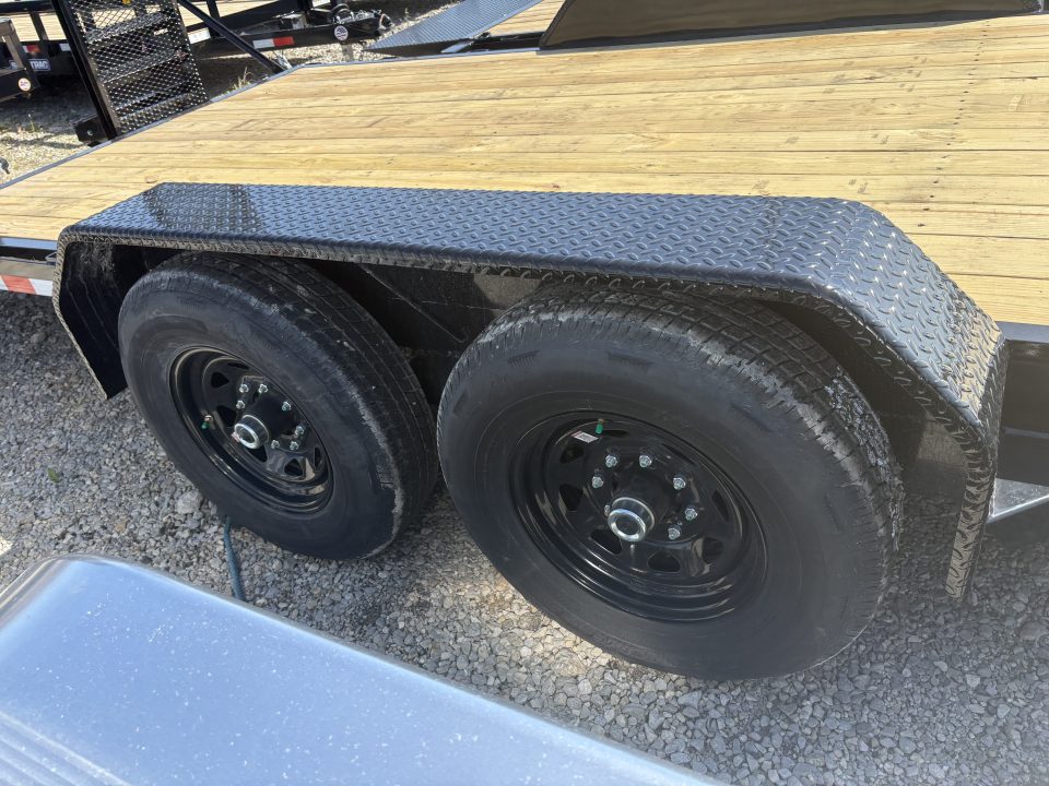 New 2026 Sure-Trac 7 x 24 (22+2) Equipment Trailer 14K W/24" WIDE MESH RAMPS Equipment Trailer