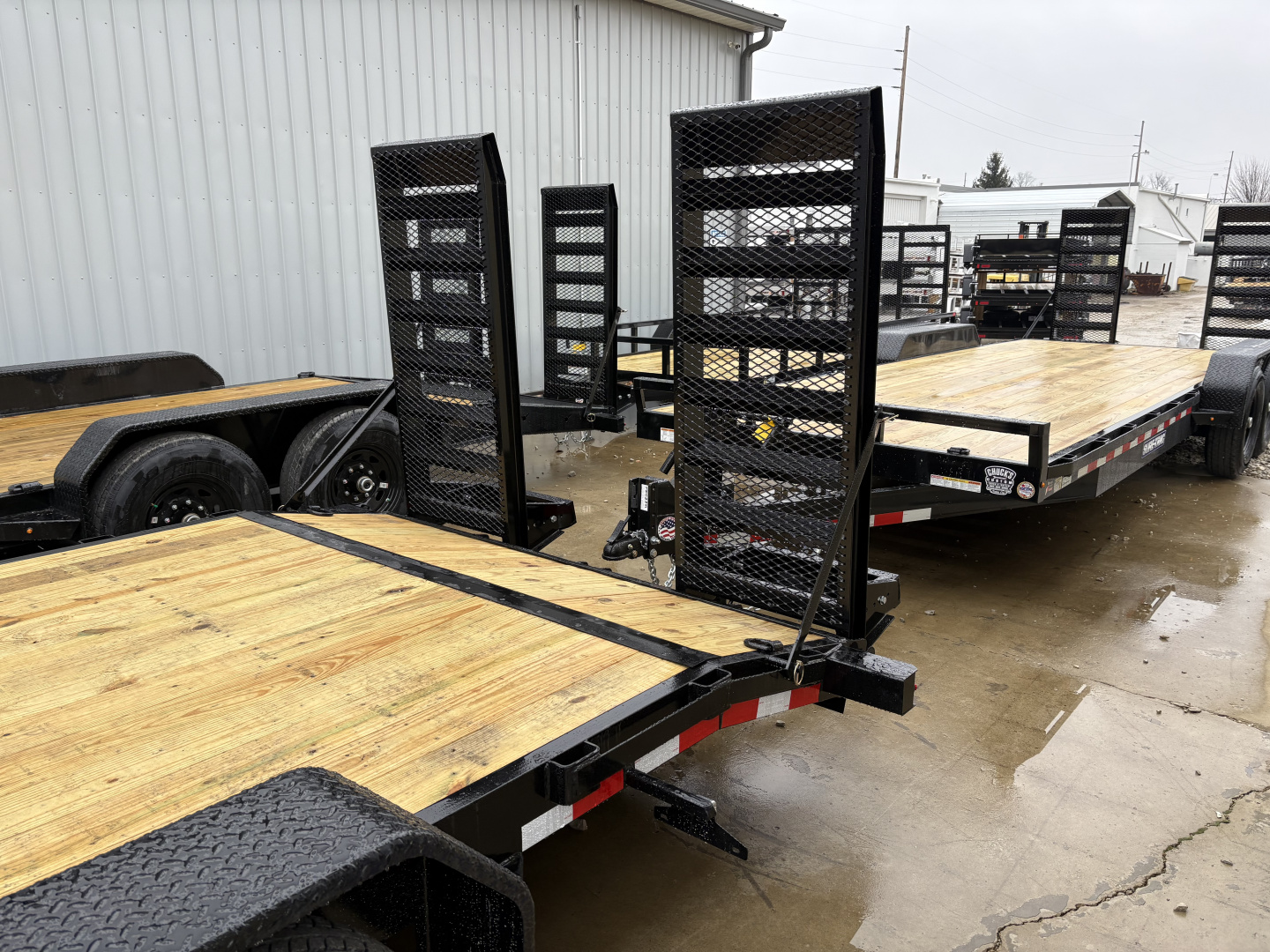 New 2026 Sure-Trac 7 x 20 (18+2) Equipment Trailer 14K W/24" WIDE MESH COVERED RAMPS Equipment Trailer