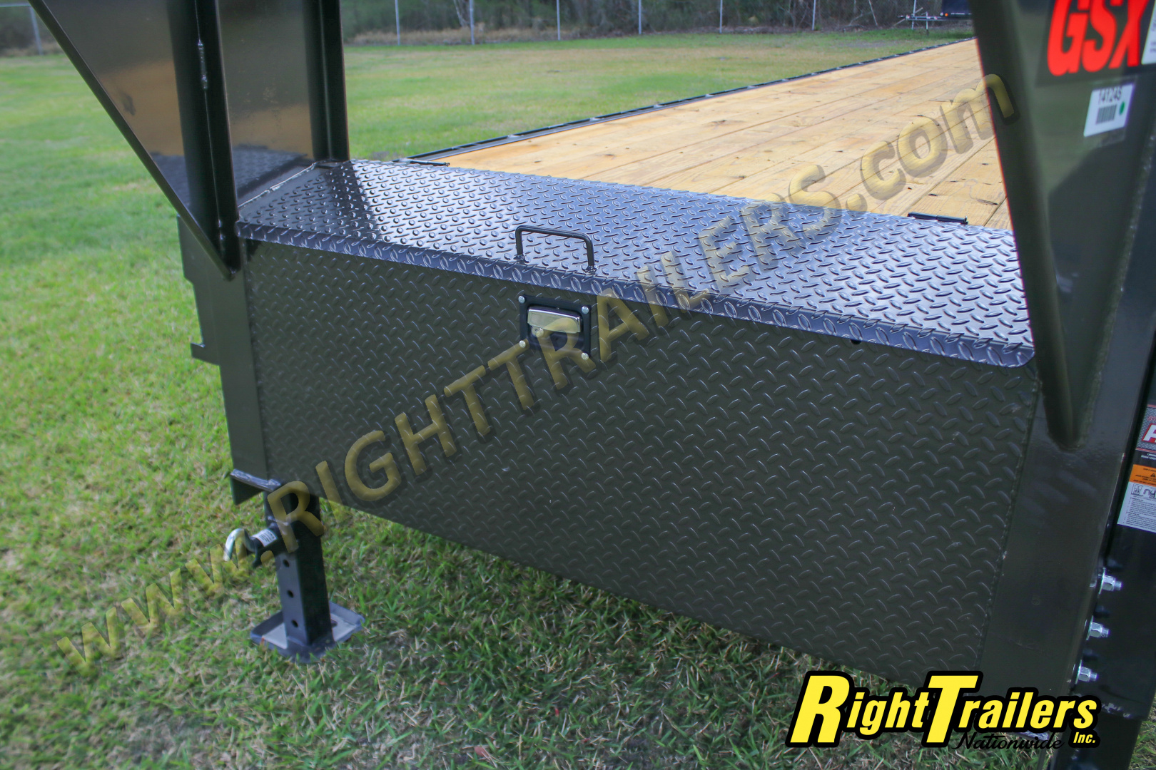 New 2026 8.5X40 MAXX-D GOOSENECK EQUIPMENT TRAILER