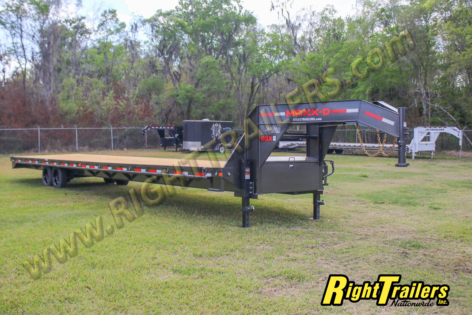 New 2026 8.5X40 MAXX-D GOOSENECK EQUIPMENT TRAILER