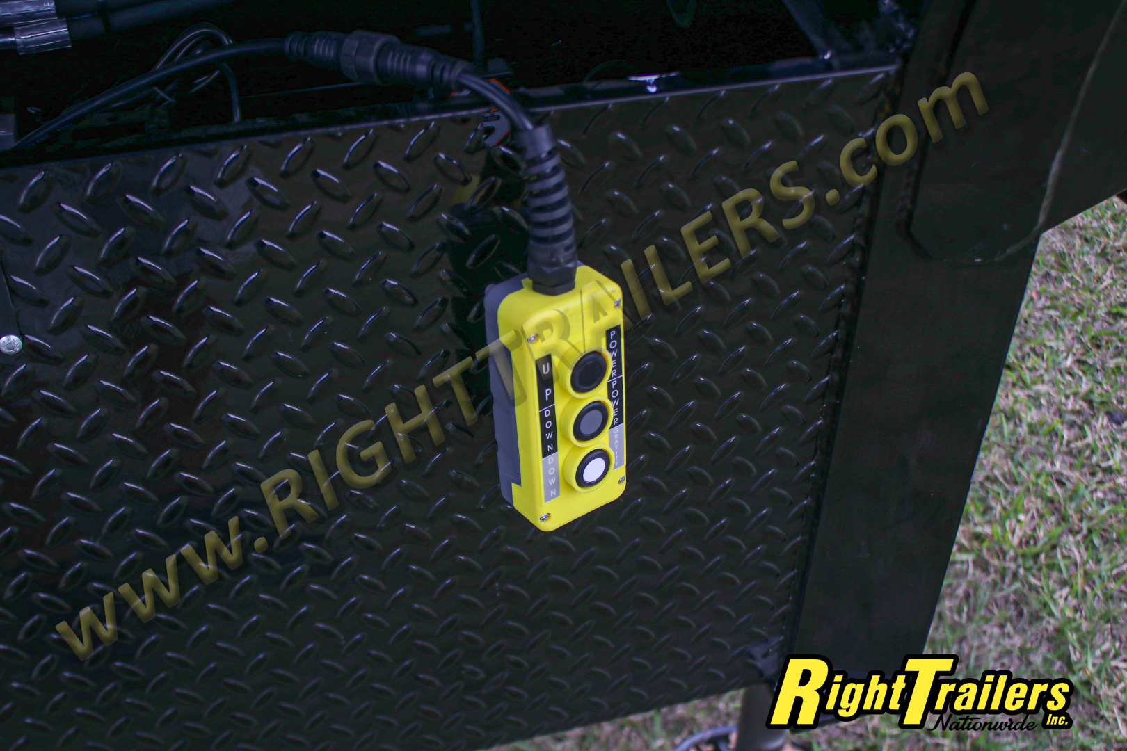 New 2026 8.5X40 MAXX-D GOOSENECK EQUIPMENT TRAILER