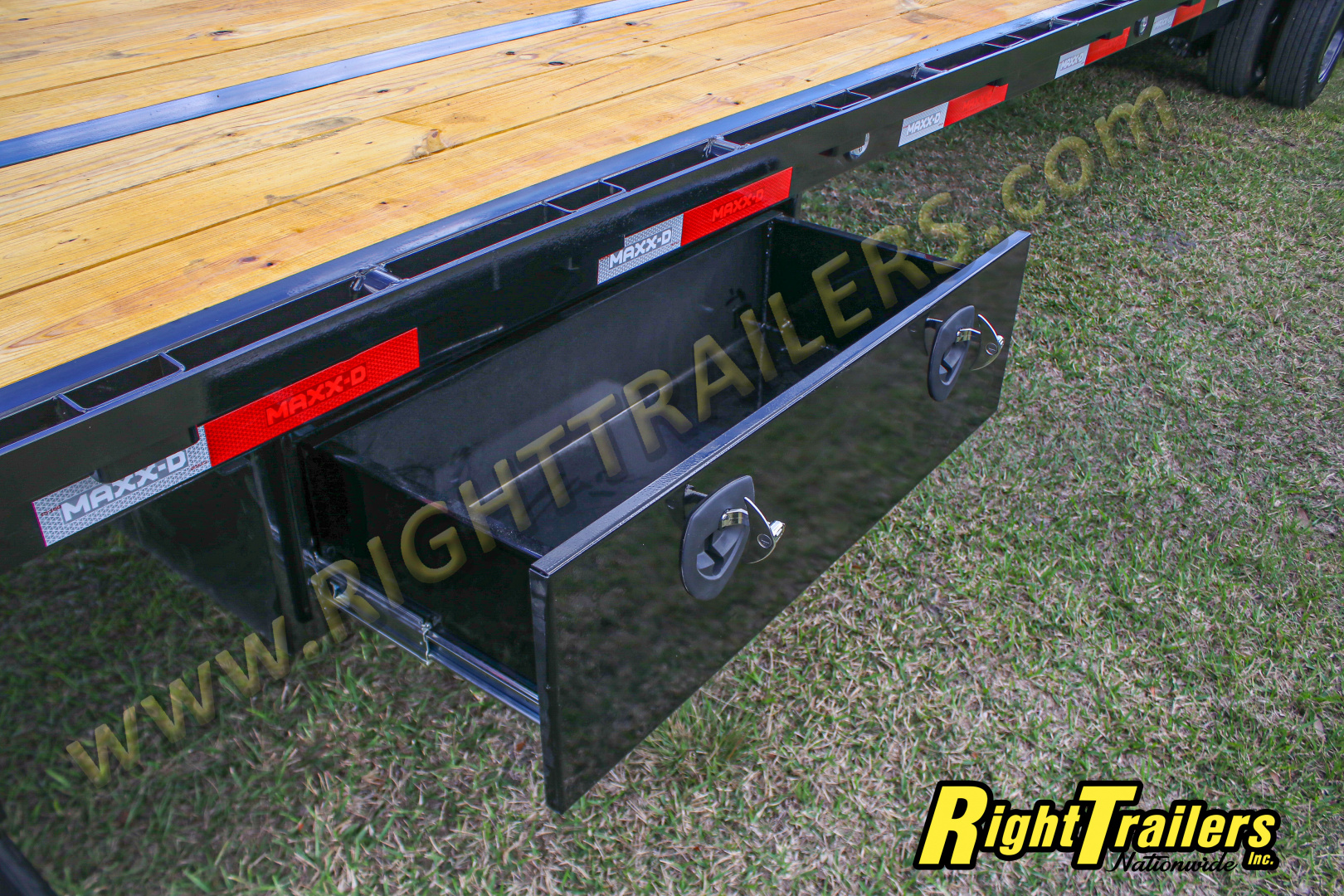 New 2026 8.5X40 MAXX-D GOOSENECK EQUIPMENT TRAILER