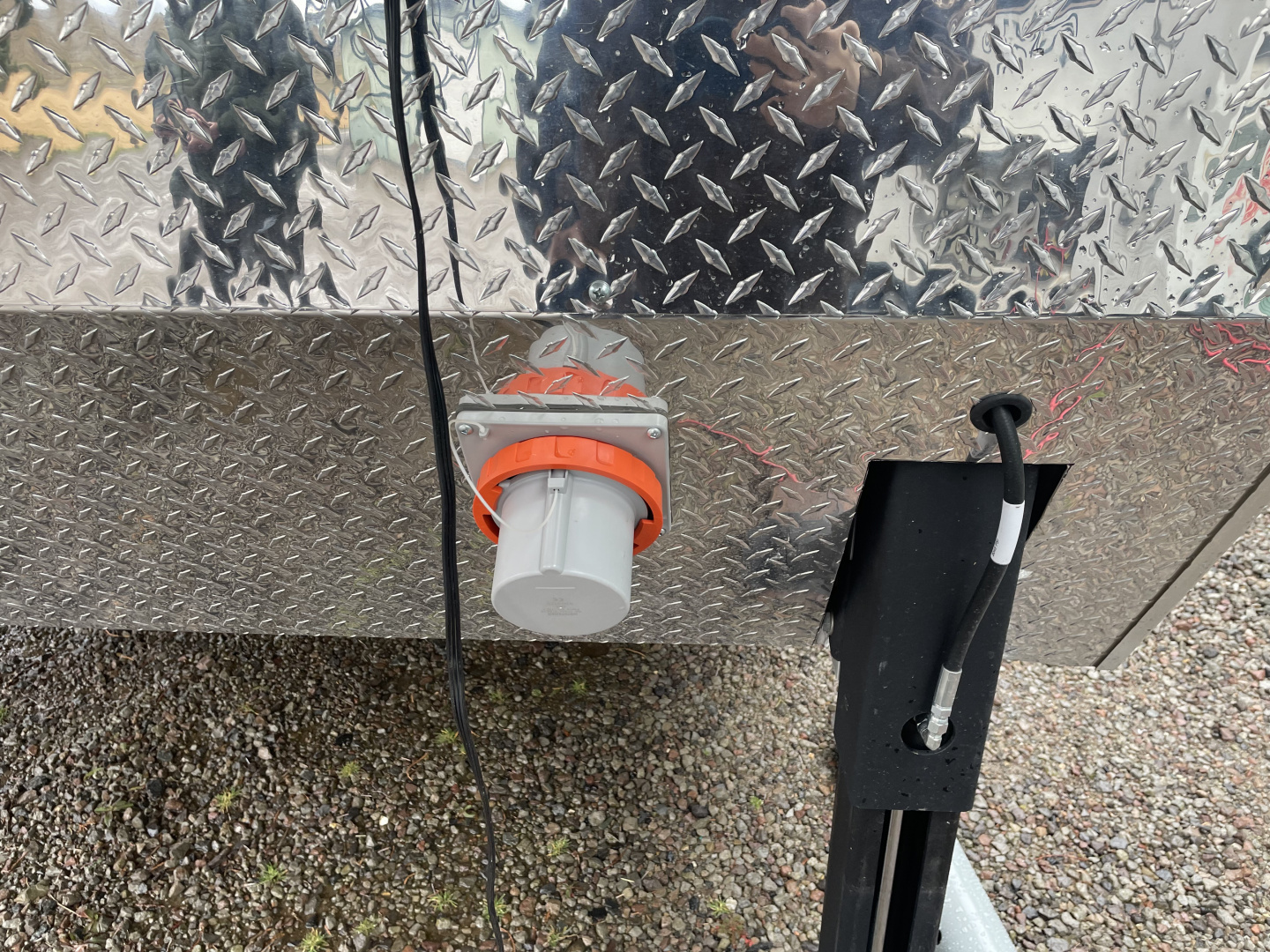 Consignment 2026 ATC Pro300 36' Command/Response Aluminum Office Trailer