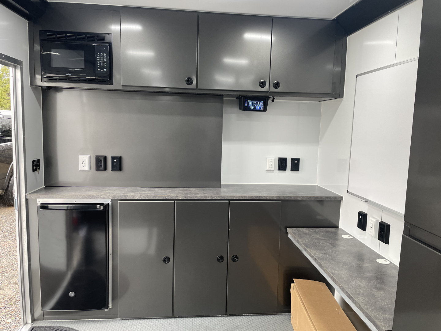 Consignment 2026 ATC Pro300 36' Command/Response Aluminum Office Trailer