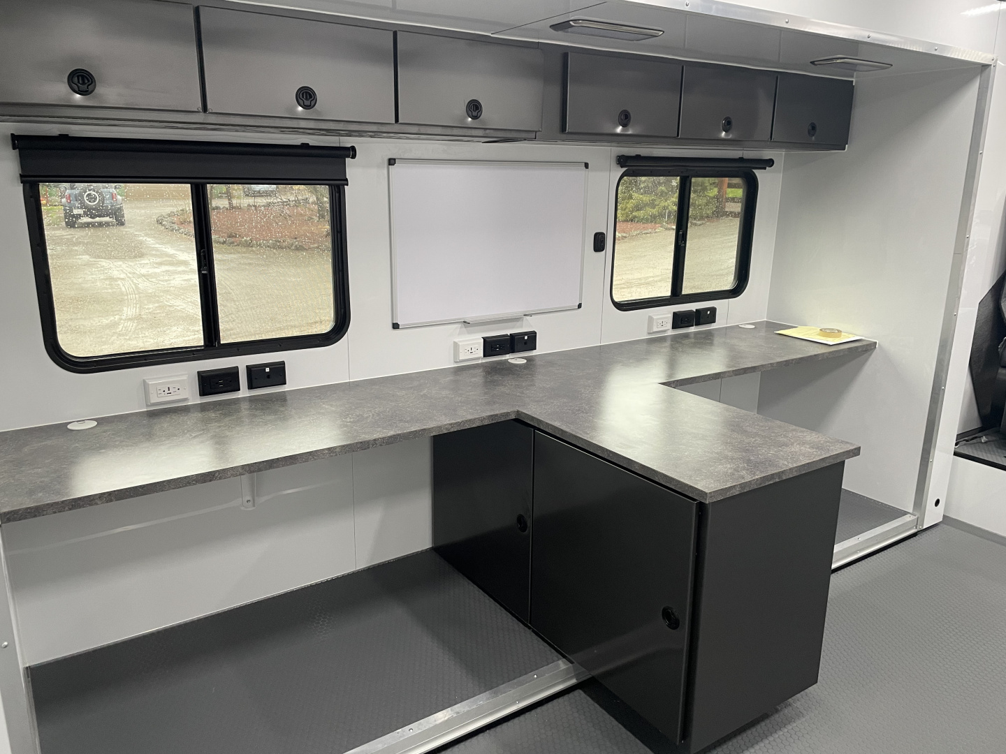 Consignment 2026 ATC Pro300 36' Command/Response Aluminum Office Trailer