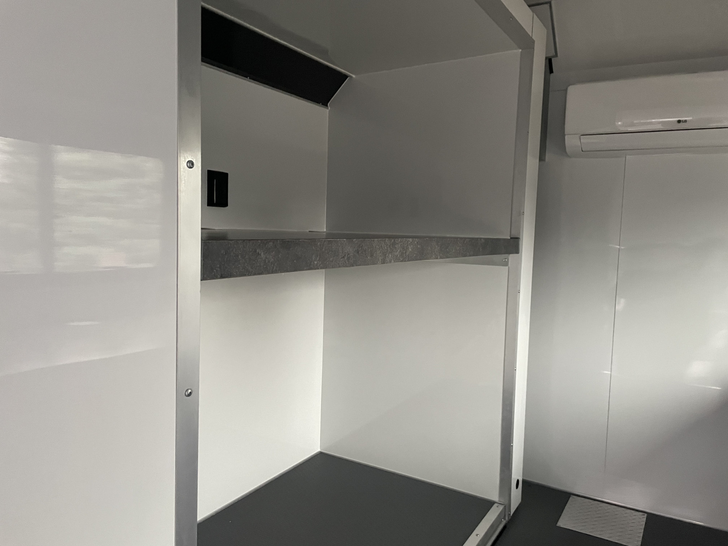 Consignment 2026 ATC Pro300 36' Command/Response Aluminum Office Trailer