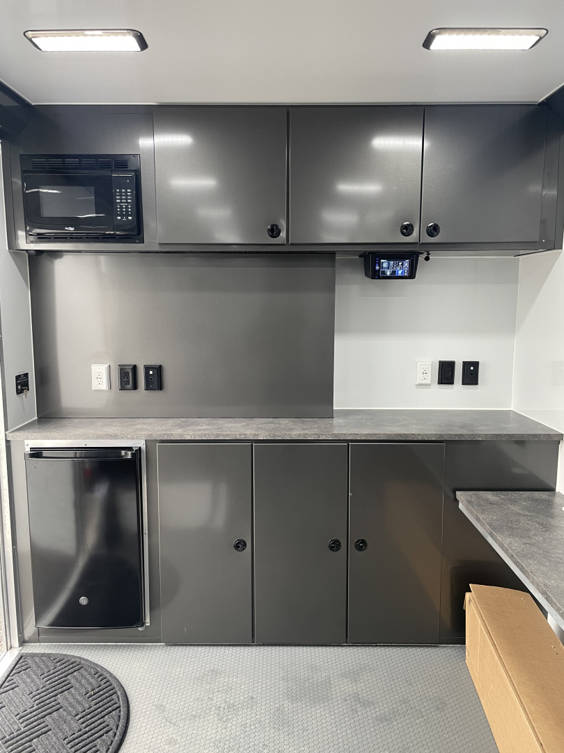 Consignment 2026 ATC Pro300 36' Command/Response Aluminum Office Trailer