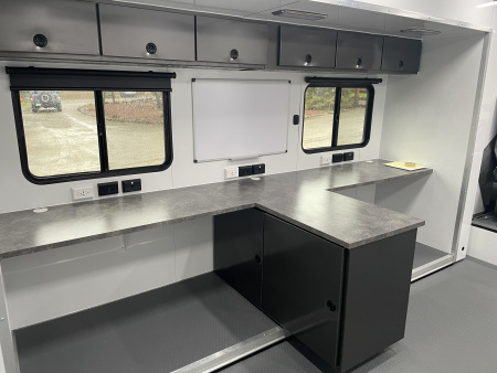 Consignment 2026 ATC Pro300 36' Command/Response Aluminum Office Trailer
